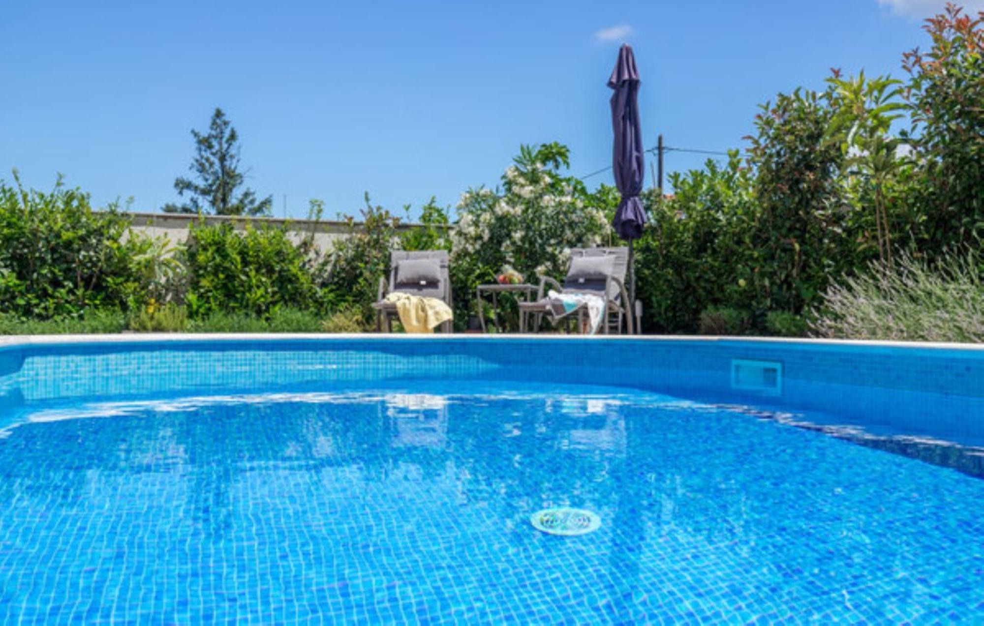 Studio Apartment With Pool Póla Kültér fotó
